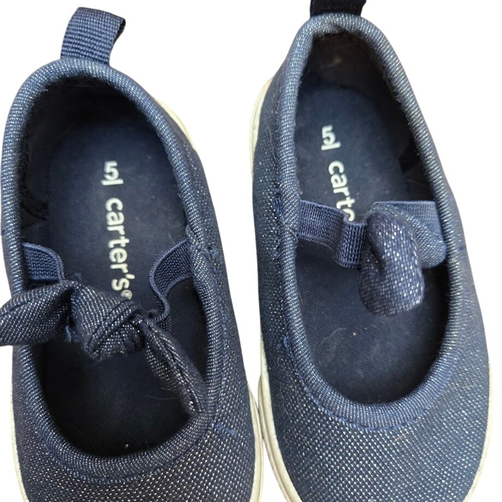 Lof of 2 Toddler Shoes Slip on Carters & Cute Fuzzy Slippers Sz 5‎ - Picture 2 of 8
